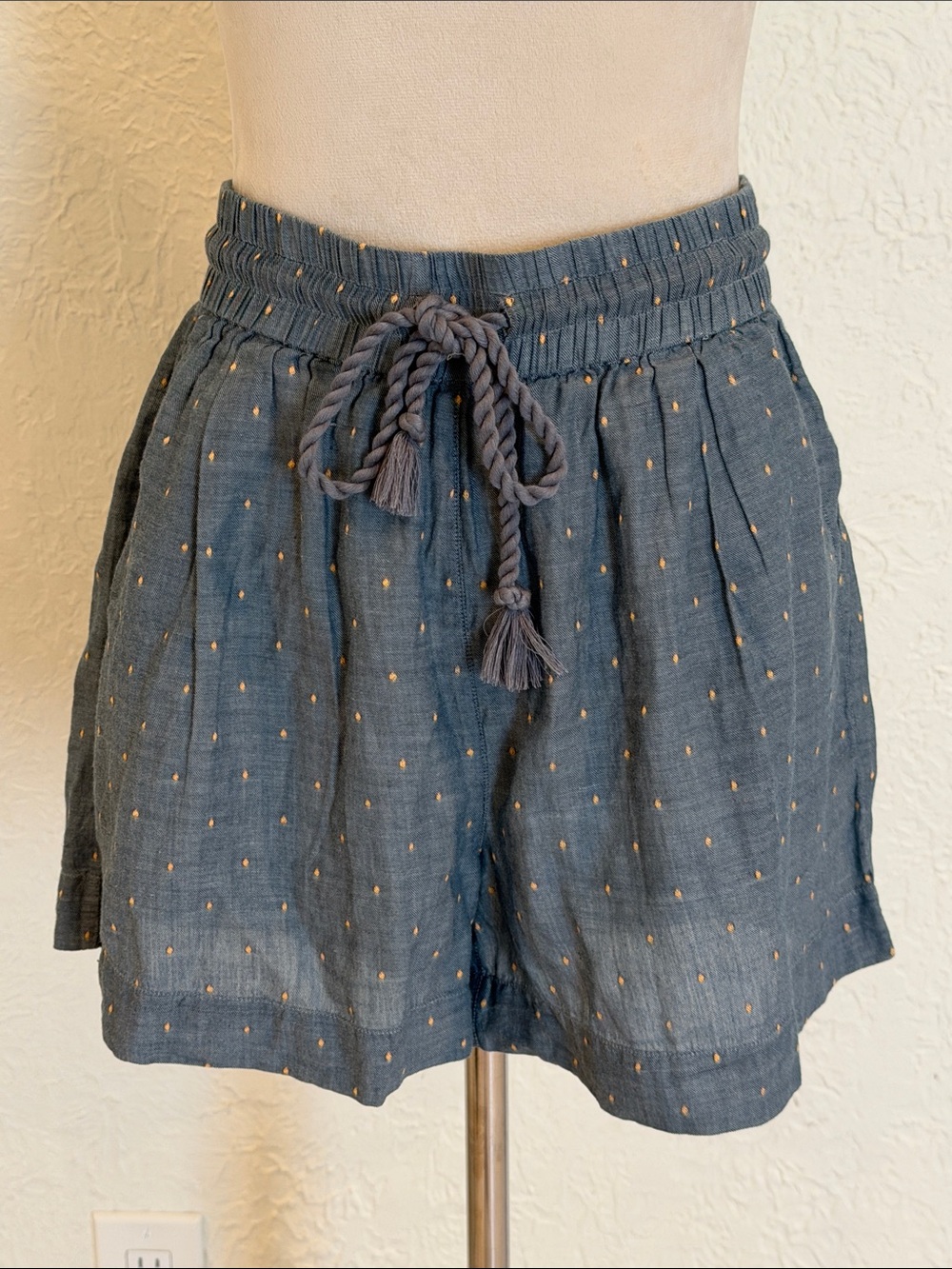 Current/Elliott cotton Drawstrings Shorts with pockets embroidered size small
